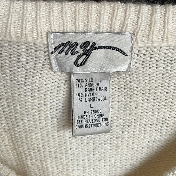 Vintage MY Silk Pearl Knit Dainty Sweater - Picture 7 of 9